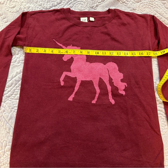 GAP sweater with unicorn. - Picture 5 of 5